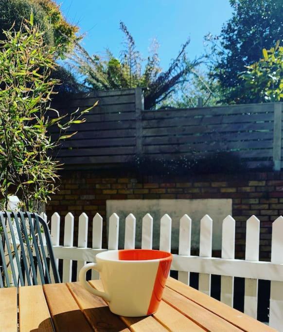 May Cottage - Heart Of Vibrant Village & 10 Mins Walk To Beach Milford on Sea Zewnętrze zdjęcie
