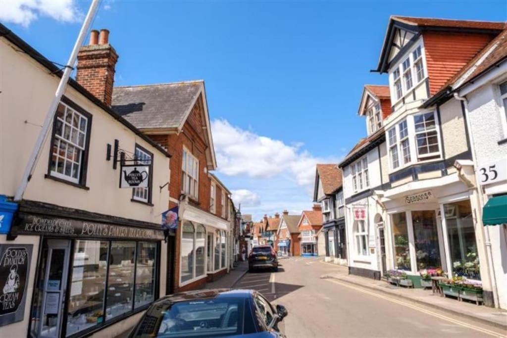 May Cottage - Heart Of Vibrant Village & 10 Mins Walk To Beach Milford on Sea Zewnętrze zdjęcie