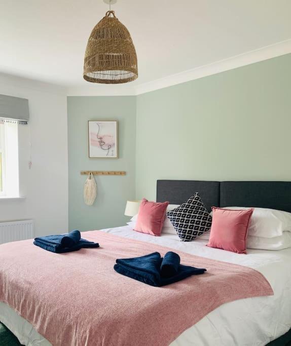 May Cottage - Heart Of Vibrant Village & 10 Mins Walk To Beach Milford on Sea Zewnętrze zdjęcie